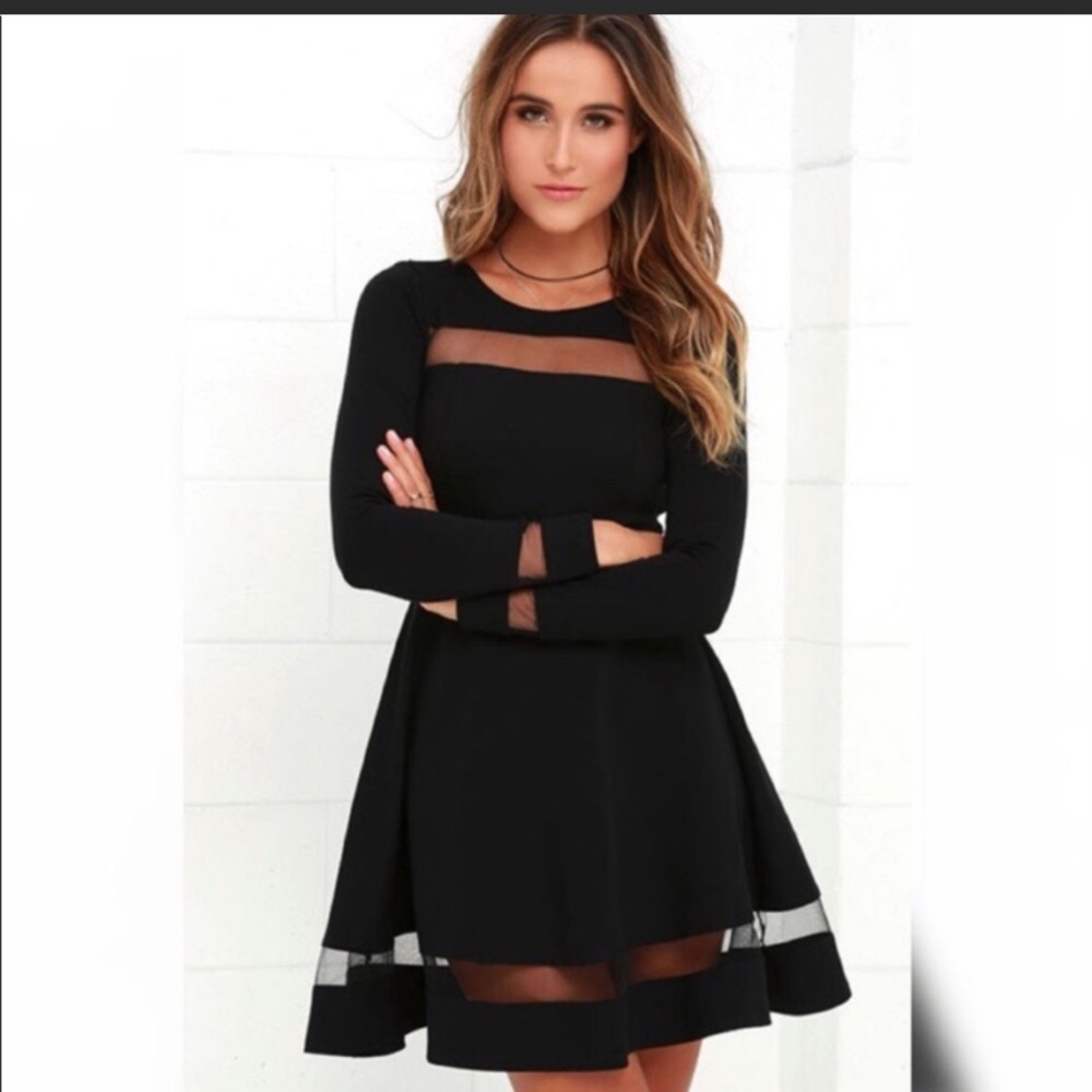 BNWT‼️ LULU’S “SHEER-LEADER” DRESS‼️